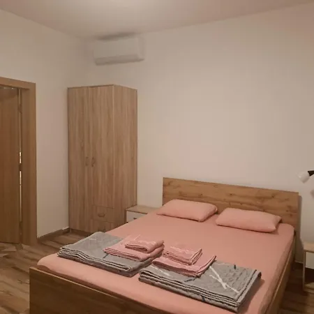 Lejlighed Ruza - House Of Roses