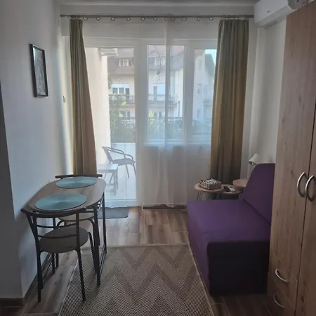 Ruza - House Of Roses Lejlighed *