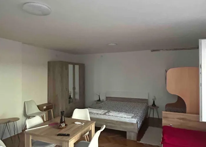 Ruza - House Of Roses Διαμέρισμα *