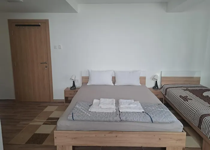 Ruza - House Of Roses *