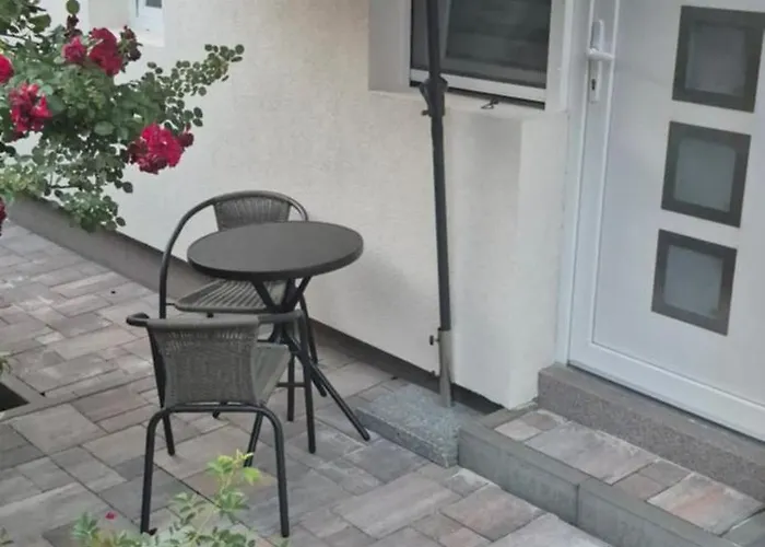 Ruza - House Of Roses